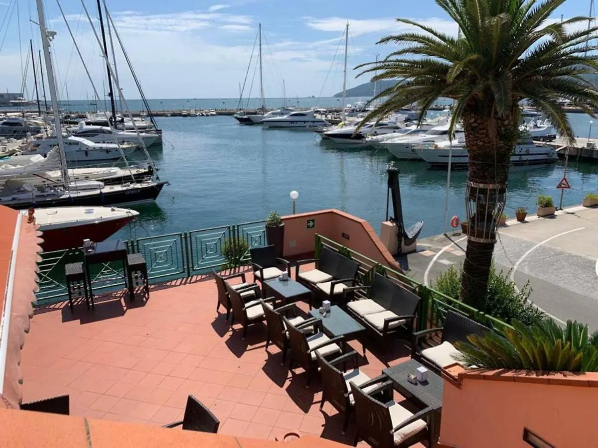 Apartment Fivestay Casa San Bart La Spezia Italy